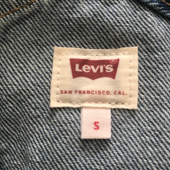 Levi's Medium Wash Distressed Overalls Size S - Picture 12 of 16